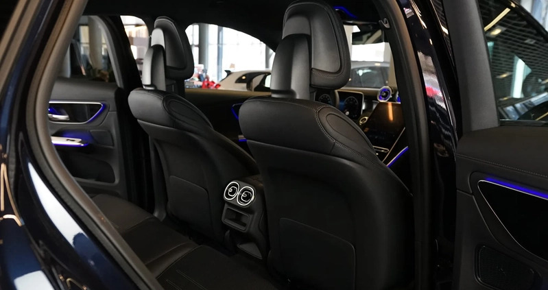 Audi A4 cena 109900 przebieg: 68332, rok produkcji 2019 z Gdynia małe 631